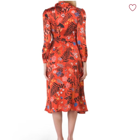 Dress - Picture 2 of 2